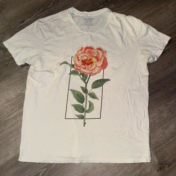 Shawn Mendes The Tour Flower T-Shirt XL - Picture 1 of 4